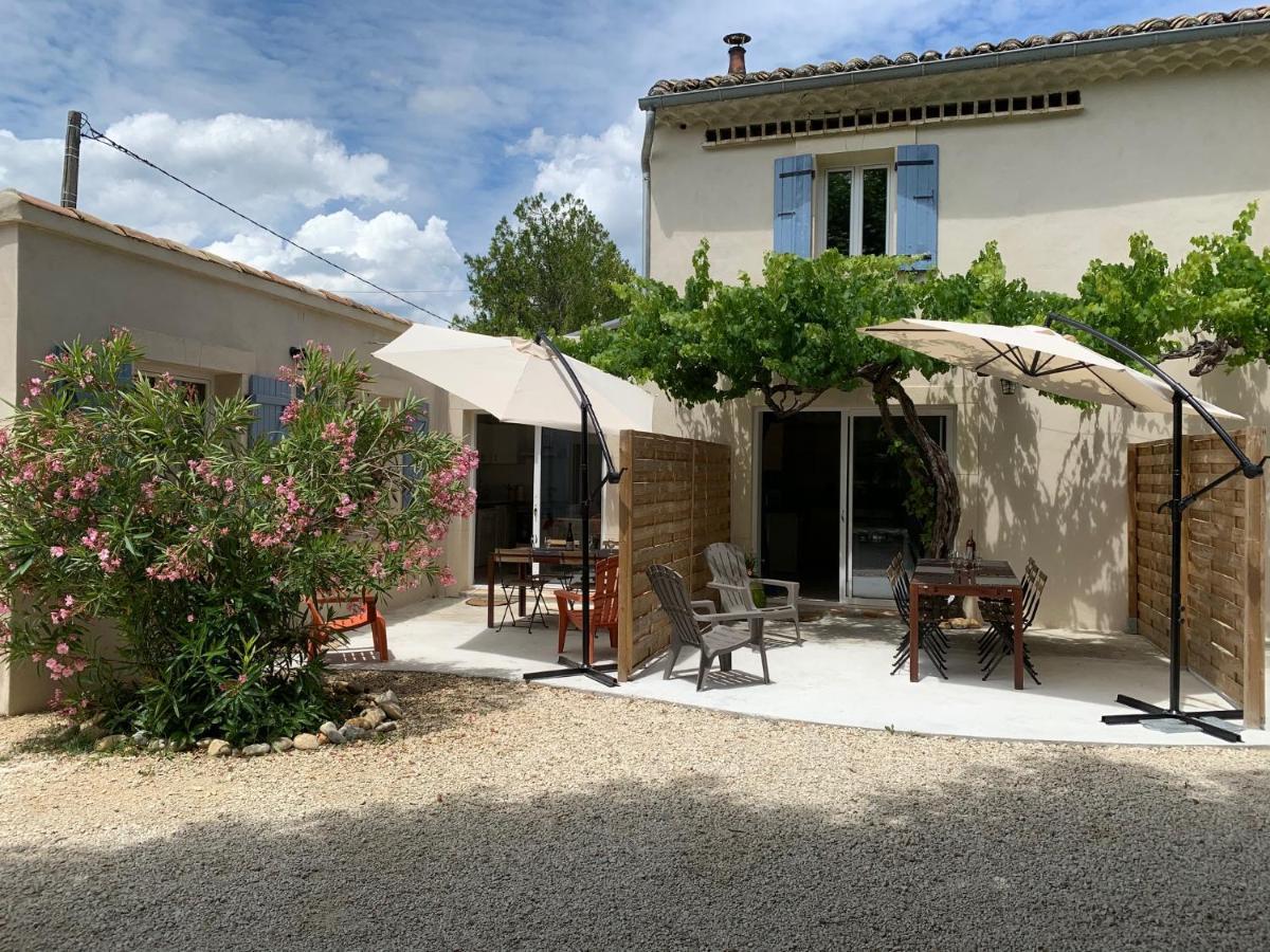 gîtes la ferme de marguerite Tulette Exterior foto